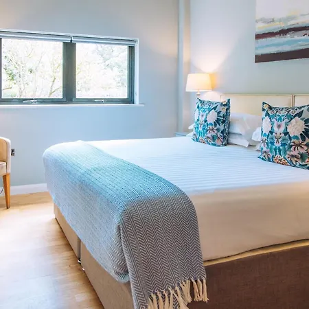 Finley * ריצ'מונד